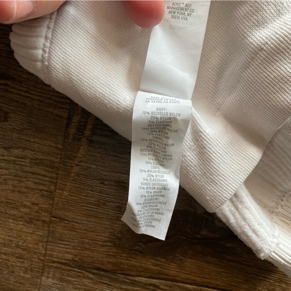 Aerie Superchill Seamless High Neck Bra Top - Picture 11 of 12